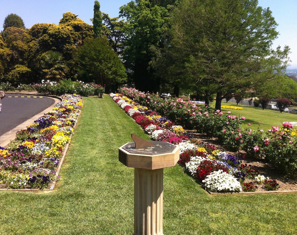 armidale-teachers-college-sundial